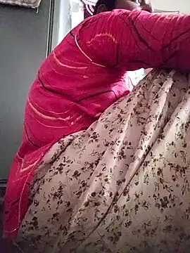 Snapshot of aunty_sumy chatting on November 1, 6:28 am aunty sumy online show from November 1, 6:28 am