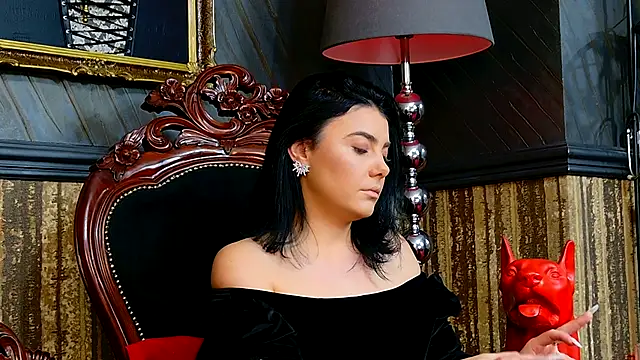 Snapshot of MistressEly chatting on October 2, 12:21 pm MistressEly online show from October 2, 12:21 pm