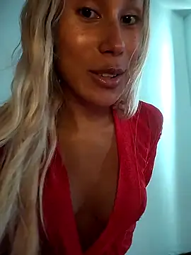 Snapshot of AngelinaSexFit chatting on September 16, 7:44 pm AngelinaSexFit online show from September 16, 7:44 pm