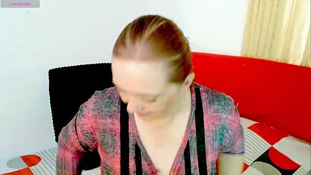 Kendraline1 online show from April 9, 10:04 pm