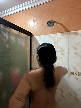 Snapshot of effie_castroo chatting on October 26, 4:46 pm effie castroo online show from October 26, 4:46 pm