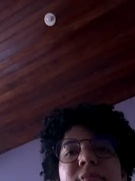 Snapshot of CamillyBlum chatting on October 9, 2:10 pm CamillyBlum online show from October 9, 2:10 pm