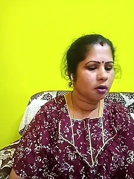 sirdharshini143 online show from September 12, 8:23 am