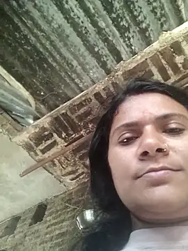 couple 71 online show from April 23, 4:09 am