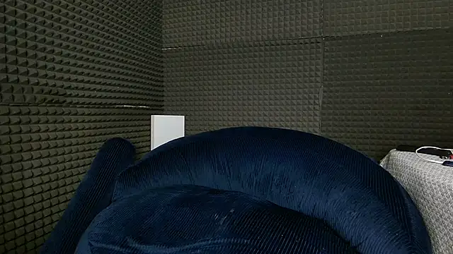 xxhornylove online show from September 29, 8:58 pm