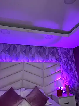 Snapshot of Valeria_carter chatting on September 29, 8:14 pm Valeria carter online show from September 29, 8:14 pm