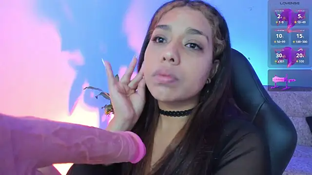 giselle upp online show from December 5, 4:45 am