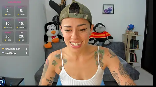 natt op online show from October 11, 9:06 pm