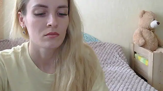 JayeTyler online show from April 30, 5:34 am