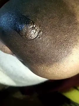 Dassing strip couple online show from February 13, 6:59 am