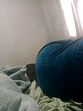 ShySexyBaddiexx online show from September 27, 12:01 pm