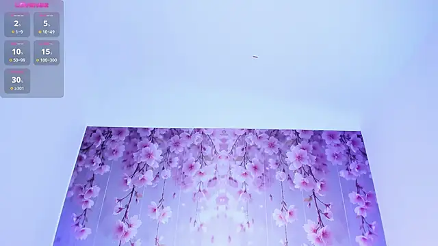 Lorrainee  online show from October 25, 2:41 am