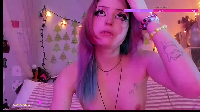 bunnyislewd online show from December 20, 5:22 am