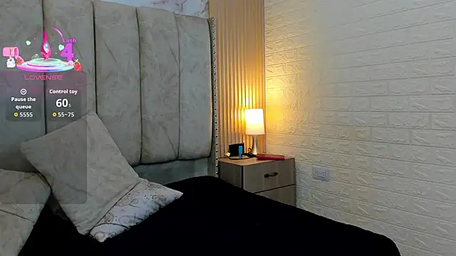 kiarazafira online show from September 24, 11:09 am