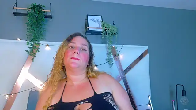 JenaCooper  online show from May 28, 3:15 am
