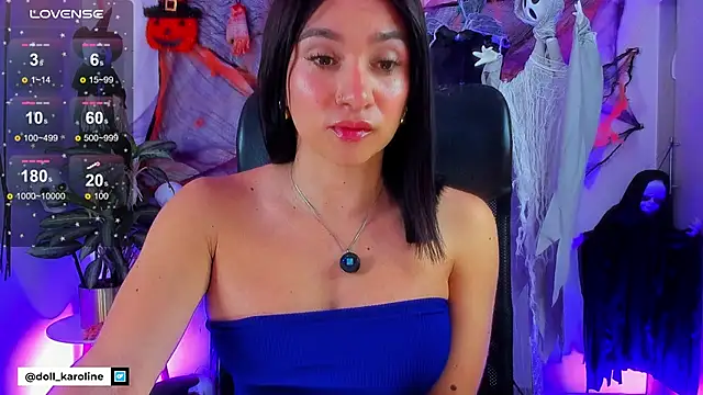 Snapshot of dollforsex_ chatting on October 17, 3:04 pm dollforsex  online show from October 17, 3:04 pm