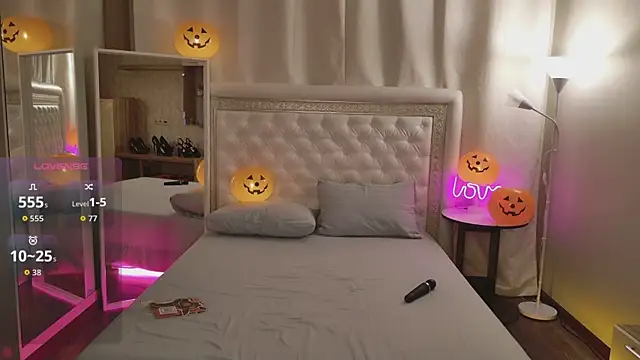 Alice on fire online show from October 31, 1:18 am