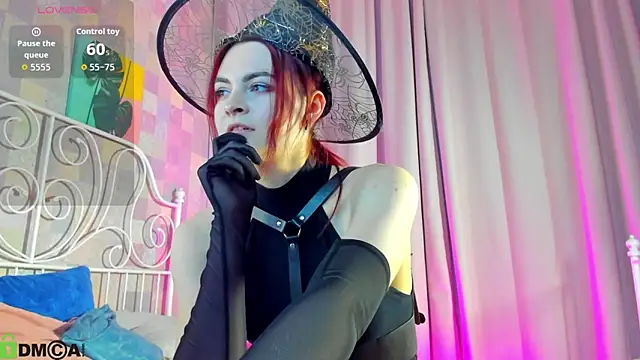 Snapshot of Ian_Morgann chatting on October 31, 9:13 am Ian Morgann online show from October 31, 9:13 am