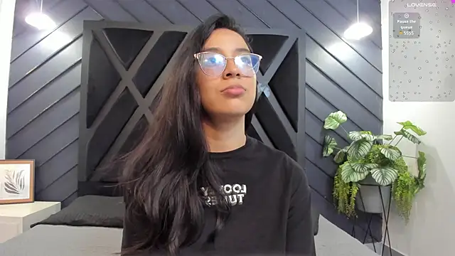 Snapshot of zoe_martins_ chatting on September 22, 5:22 pm zoe martins online show from September 22, 5:22 pm