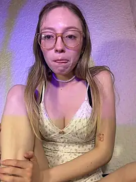 ReenKitty online show from June 13, 4:54 am