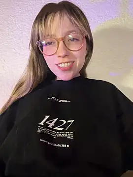 ReenKitty online show from June 20, 6:28 am