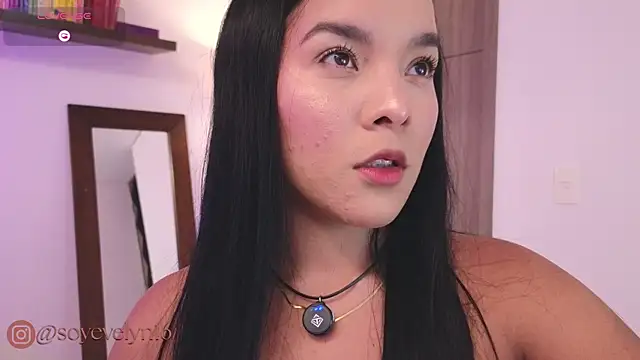 Snapshot of Evelyn__16 chatting on September 9, 9:25 pm Evelyn 16 online show from September 9, 9:25 pm