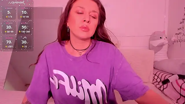 Lil Foxy9 online show from June 19, 3:15 pm