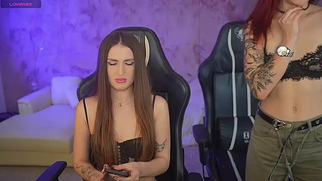 Goldie Flame online show from October 16, 2:47 am