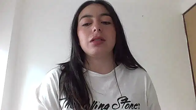 MiaKimky online show from October 9, 5:06 pm