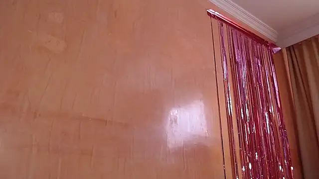 miss lilieth online show from April 12, 4:43 pm