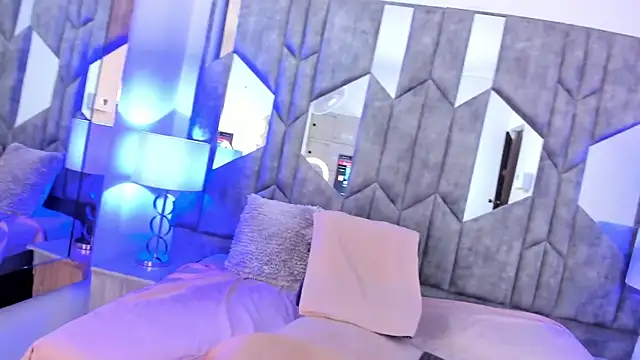 Snapshot of BestLadyMature chatting on October 15, 7:38 pm BestLadyMature online show from October 15, 7:38 pm