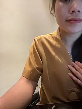 Bella 7777 online show from June 9, 1:32 pm