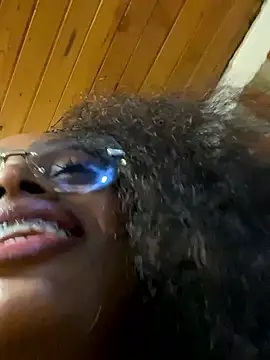 Snapshot of darle_volant chatting on September 26, 3:04 am darle volant online show from September 26, 3:04 am