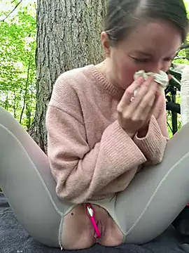 FayeFlame online show from May 10, 9:44 am