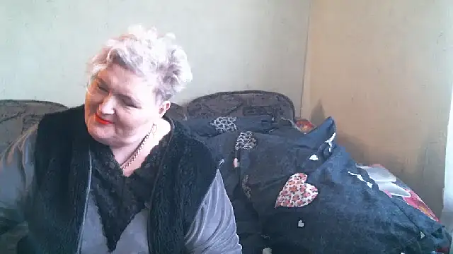 Snapshot of Lana555 chatting on October 23, 12:44 pm Lana555 online show from October 23, 12:44 pm