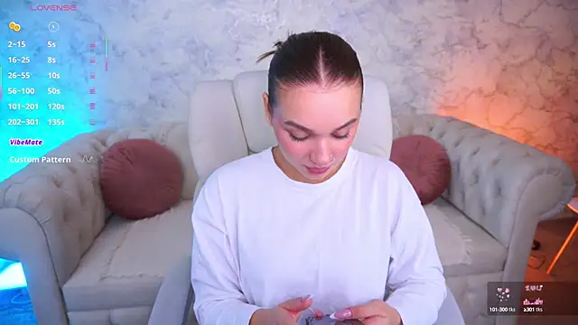 UrMuseOn online show from September 28, 6:20 am