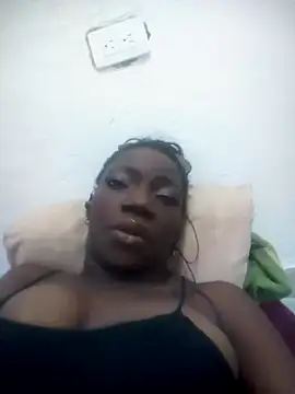 Aurora-Queen online show from November 5, 3:45 am