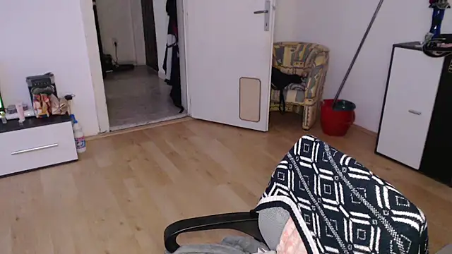 Aliens4twenty online show from October 24, 8:10 am