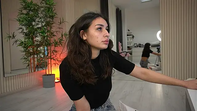 Snapshot of EmmaBlanco chatting on October 27, 8:14 pm EmmaBlanco online show from October 27, 8:14 pm