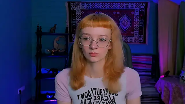 MollyJiggles online show from October 28, 12:22 pm