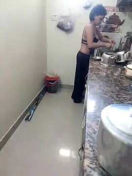 Snapshot of Pihu_Chopra chatting on October 9, 4:38 am Pihu Chopra online show from October 9, 4:38 am