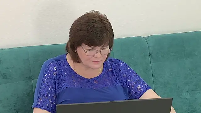 Snapshot of Sandra_Sunrise chatting on October 24, 9:38 am Sandra Sunrise online show from October 24, 9:38 am