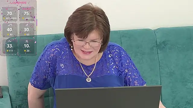 Snapshot of Sandra_Sunrise chatting on October 11, 10:09 am Sandra Sunrise online show from October 11, 10:09 am