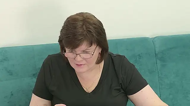 Snapshot of Sandra_Sunrise chatting on October 29, 9:46 am Sandra Sunrise online show from October 29, 9:46 am