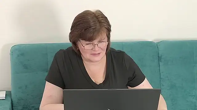 Snapshot of Sandra_Sunrise chatting on September 27, 9:38 am Sandra Sunrise online show from September 27, 9:38 am