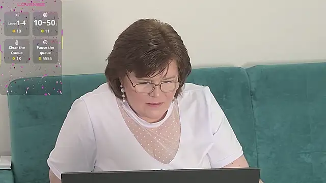 Snapshot of Sandra_Sunrise chatting on September 21, 9:52 am Sandra Sunrise online show from September 21, 9:52 am