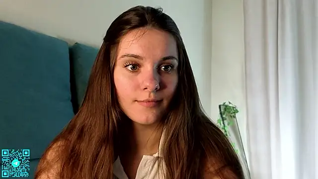 chloemilka online show from March 29, 5:23 pm