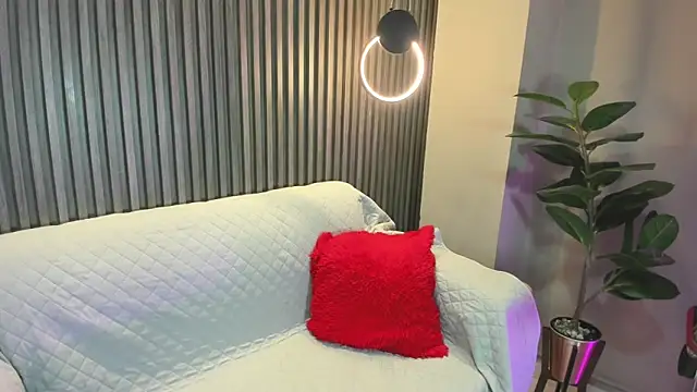 Snapshot of biancaa_18 chatting on October 20, 7:39 pm biancaa 18 online show from October 20, 7:39 pm