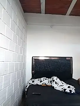 elizabeth lamer online show from November 9, 1:29 pm