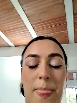 elizabeth lamer online show from September 30, 11:05 am